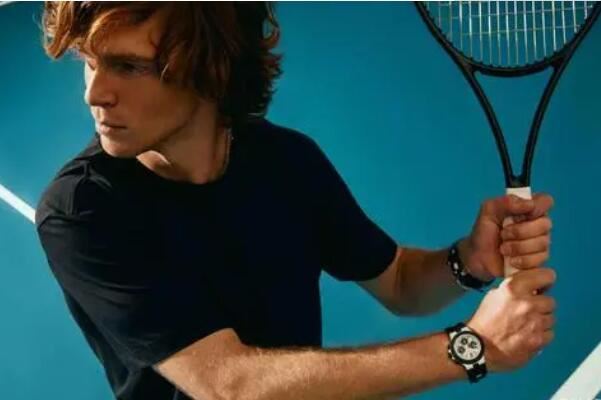 端更倚重维 端更倚重维