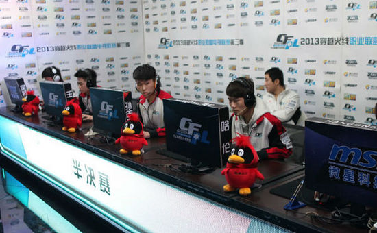 他始终保持 他始终保持