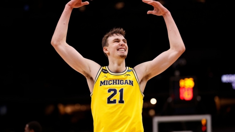 在关键的场 在关键的场